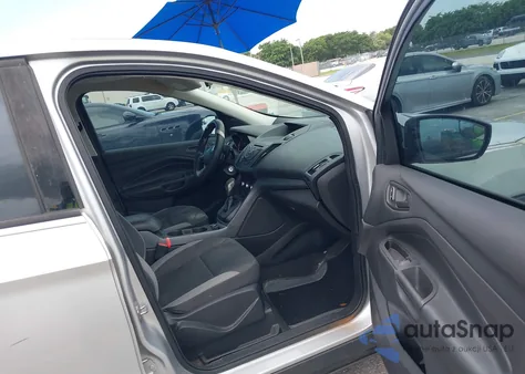 2014 Ford Escape S из США, поврежденный, VIN 1FMCU0F70EUD29640